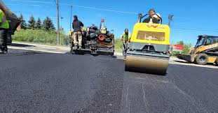 Etowah, TN Driveway Paving Services Company